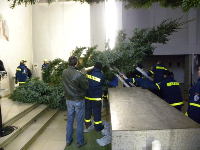 Christbaumaufstellen 2016 25